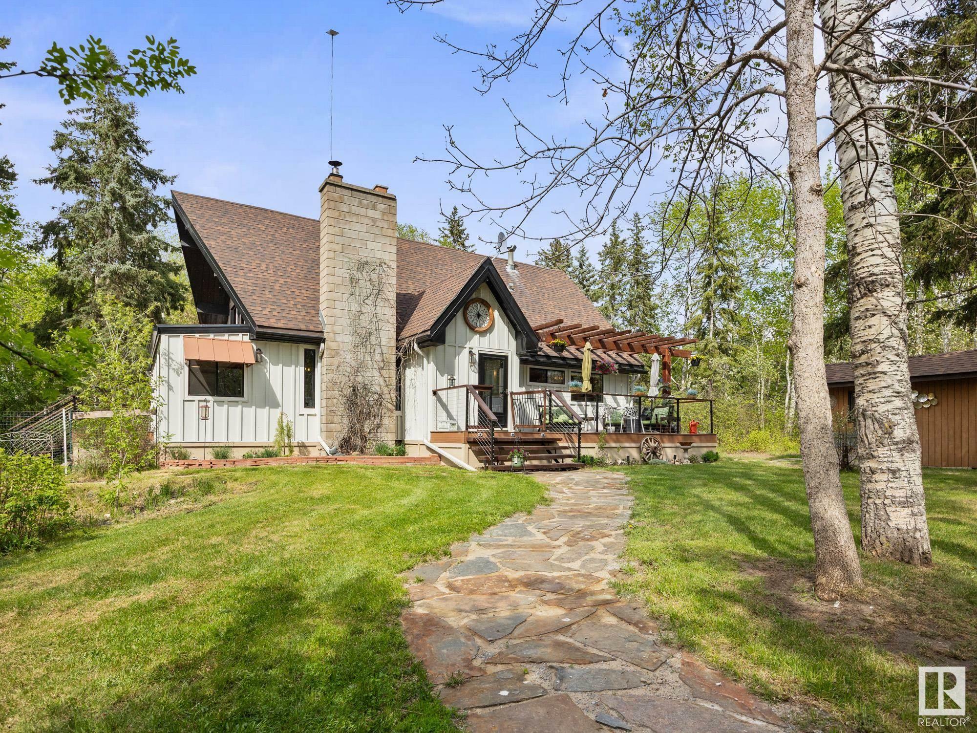 Property Photo: 23, 51404 Rge Road 264 AB T7Y 1E4