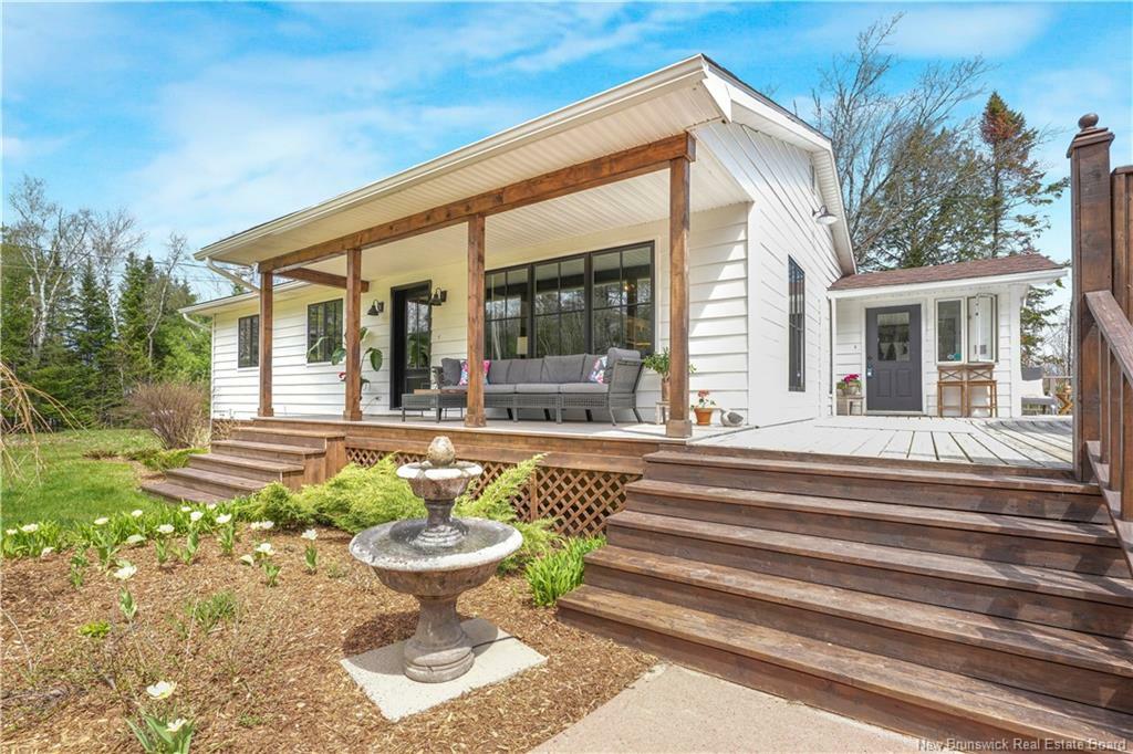 Property Photo: 9 Chateau Drive NB E3A 5K5