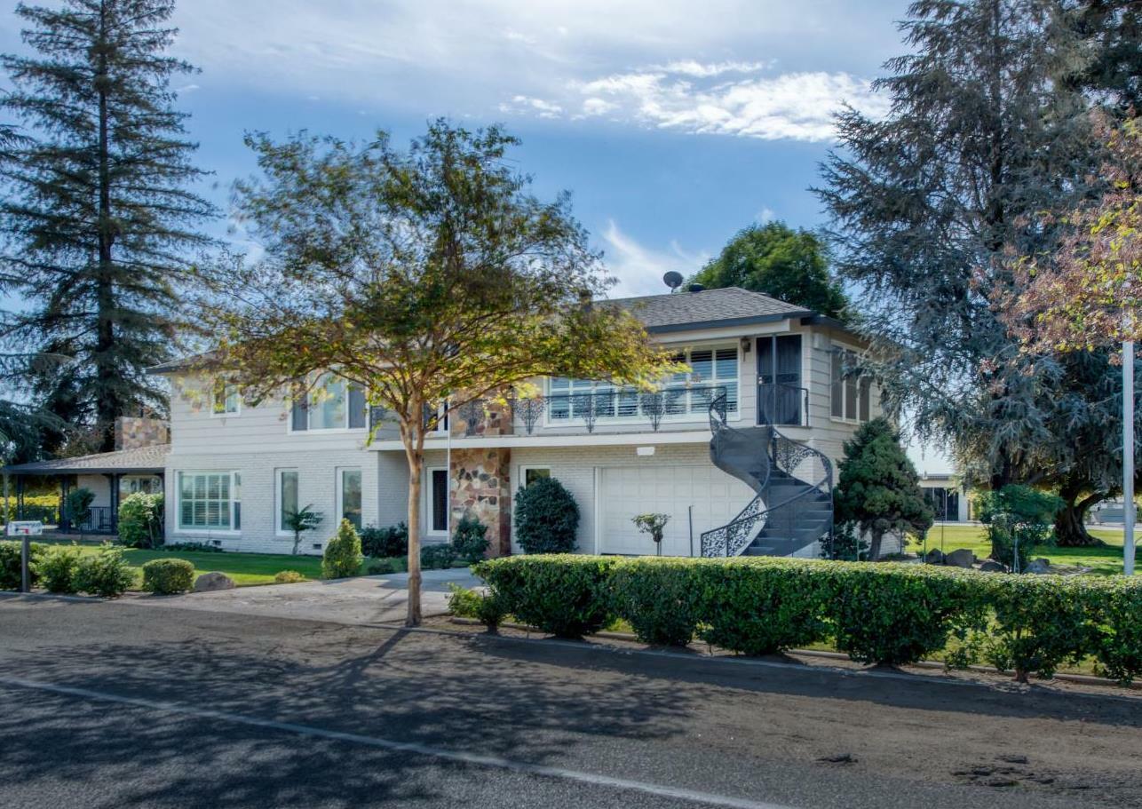 Property Photo: 13155 W Shaw Avenue CA 93630