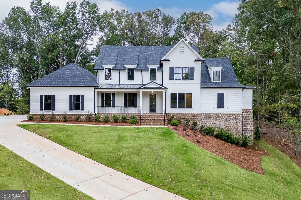 Property Photo: 7620 Breeze Bay Road GA 30041