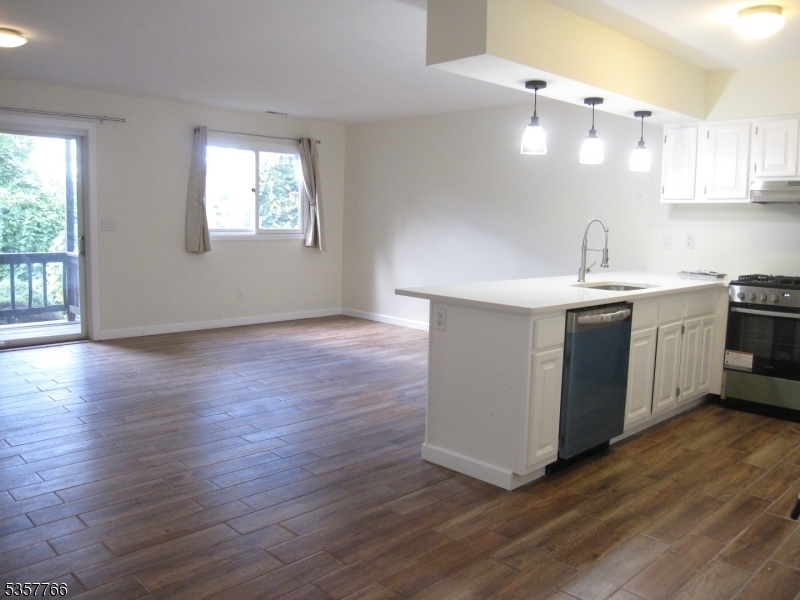 11 Great Gorge Dr 5  Vernon Twp. NJ 07462 photo