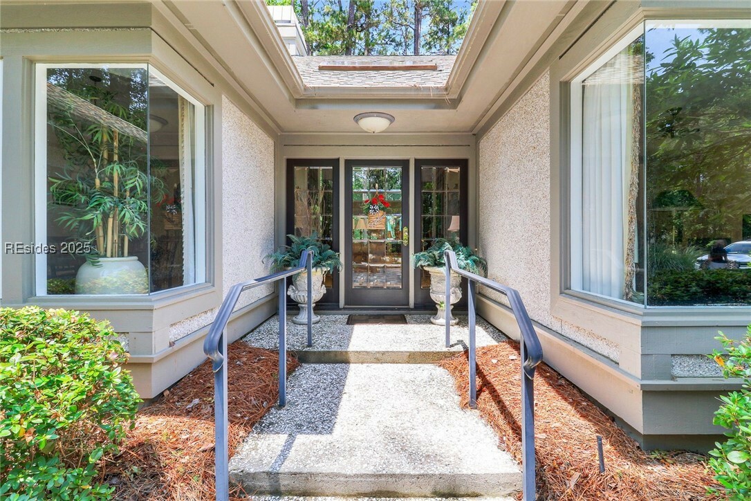 Property Photo: 124 High Bluff Road SC 29926