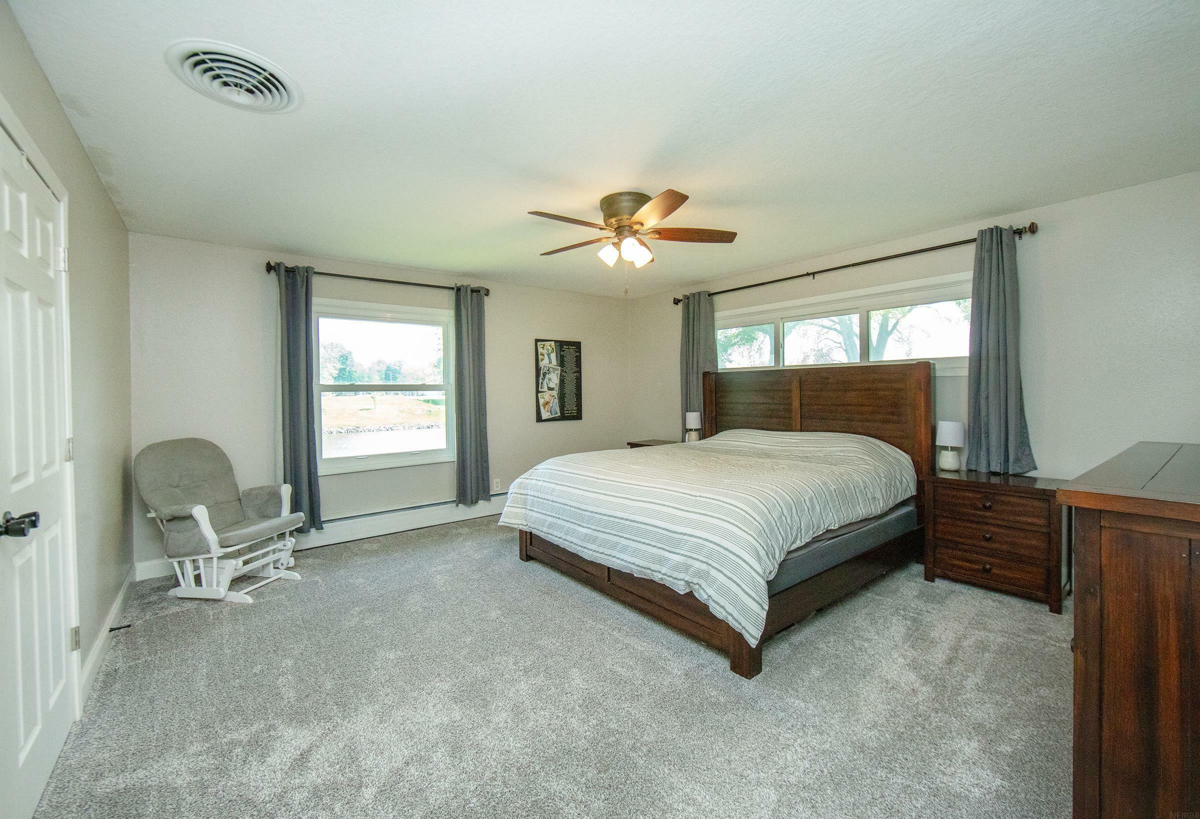 Property Photo: 313 Main St IA 50670