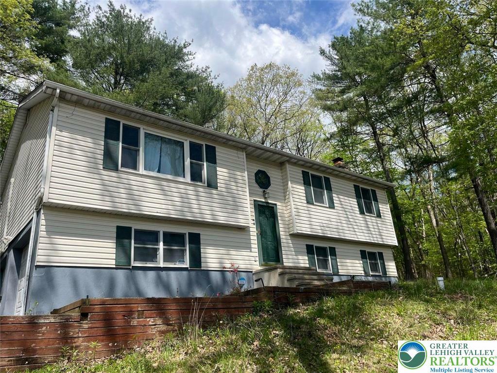 Property Photo: 2637 Fernwood Avenue PA 18321
