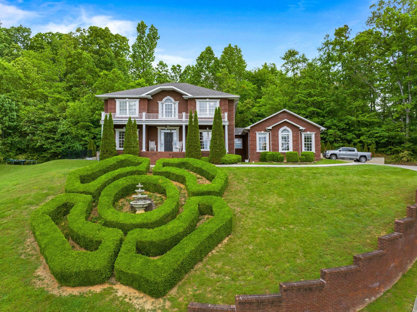 Property Photo: 512 Shea Court TN 37814