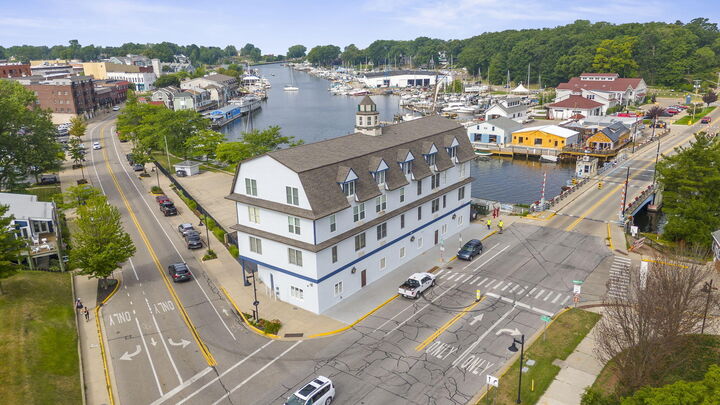 532 Dyckman Avenue  South Haven MI 49090 photo