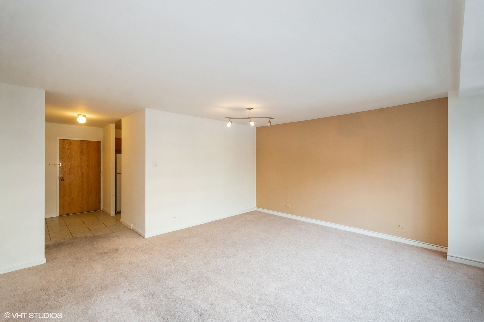 Property Photo: 211 E Ohio Street 1504 IL 60611