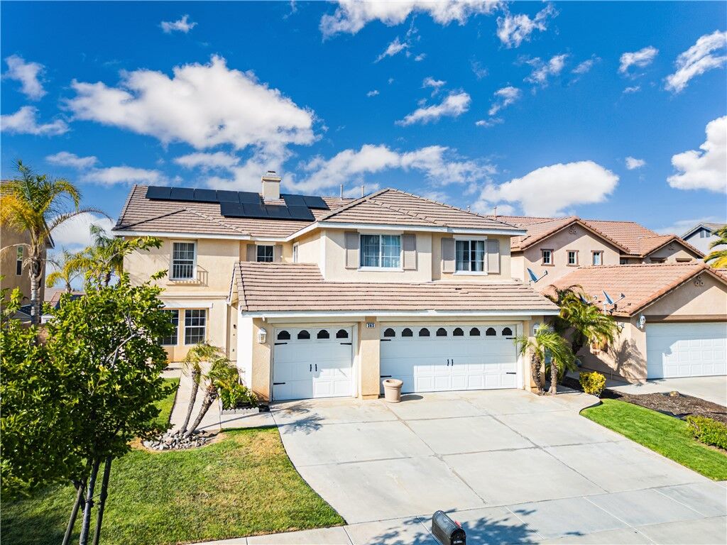 Property Photo:  363 Appleby Street  CA 92881 