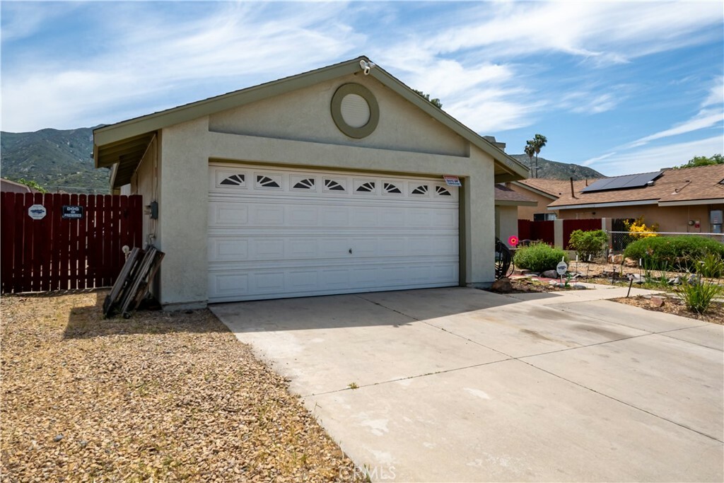 Property Photo: 18993 Janisse Lane CA 92530