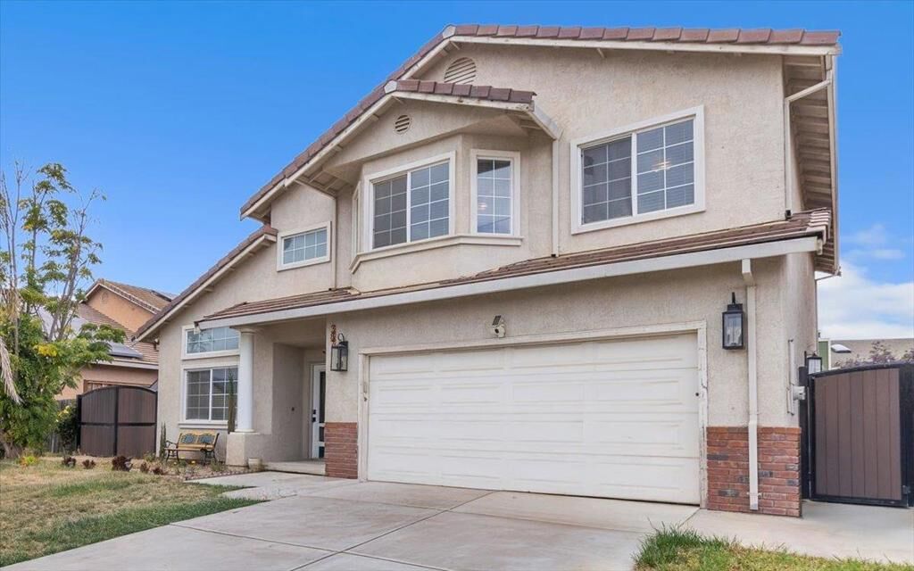 Property Photo:  387 Anderson Street  CA 93960 