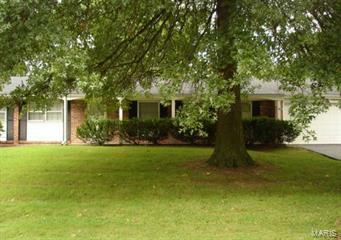 Property Photo: 735 Montmartre Drive MO 63141