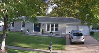 Property Photo: 13128 Strawberry Way MO 63146