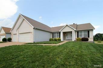2924 Sandtrap Drive  Dardenne Prairie MO 63368 photo