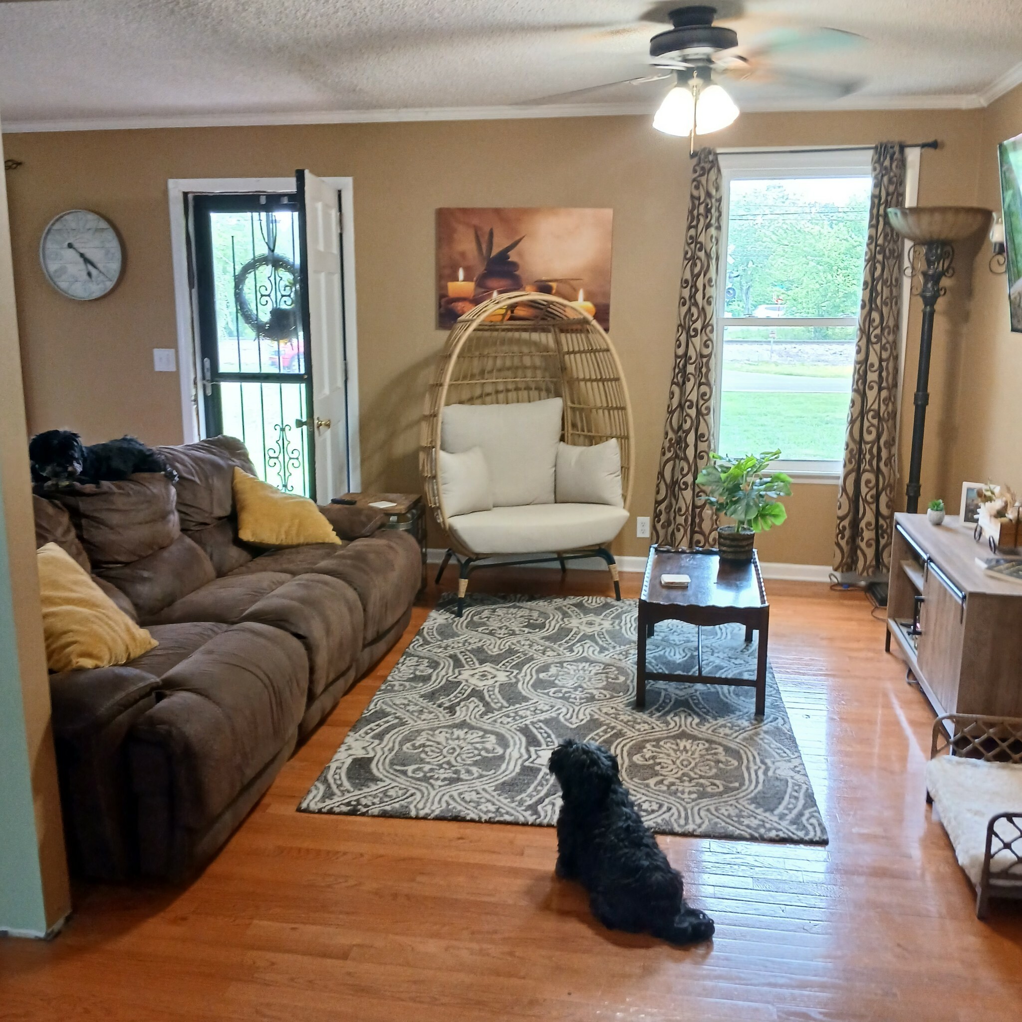 Property Photo: 2651 Old Greenbrier Pike TN 37073