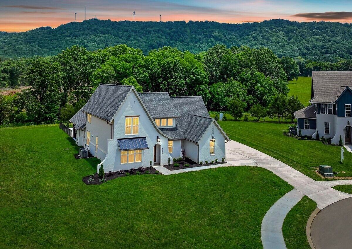 Property Photo:  8088 Sir Oliphant Way Lot #31  TN 37363 