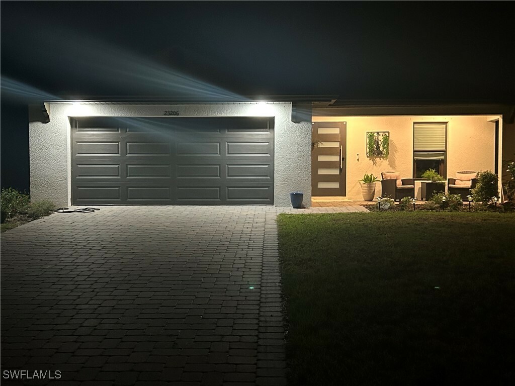 Property Photo: 23206 Fitzpatrick Avenue FL 33980