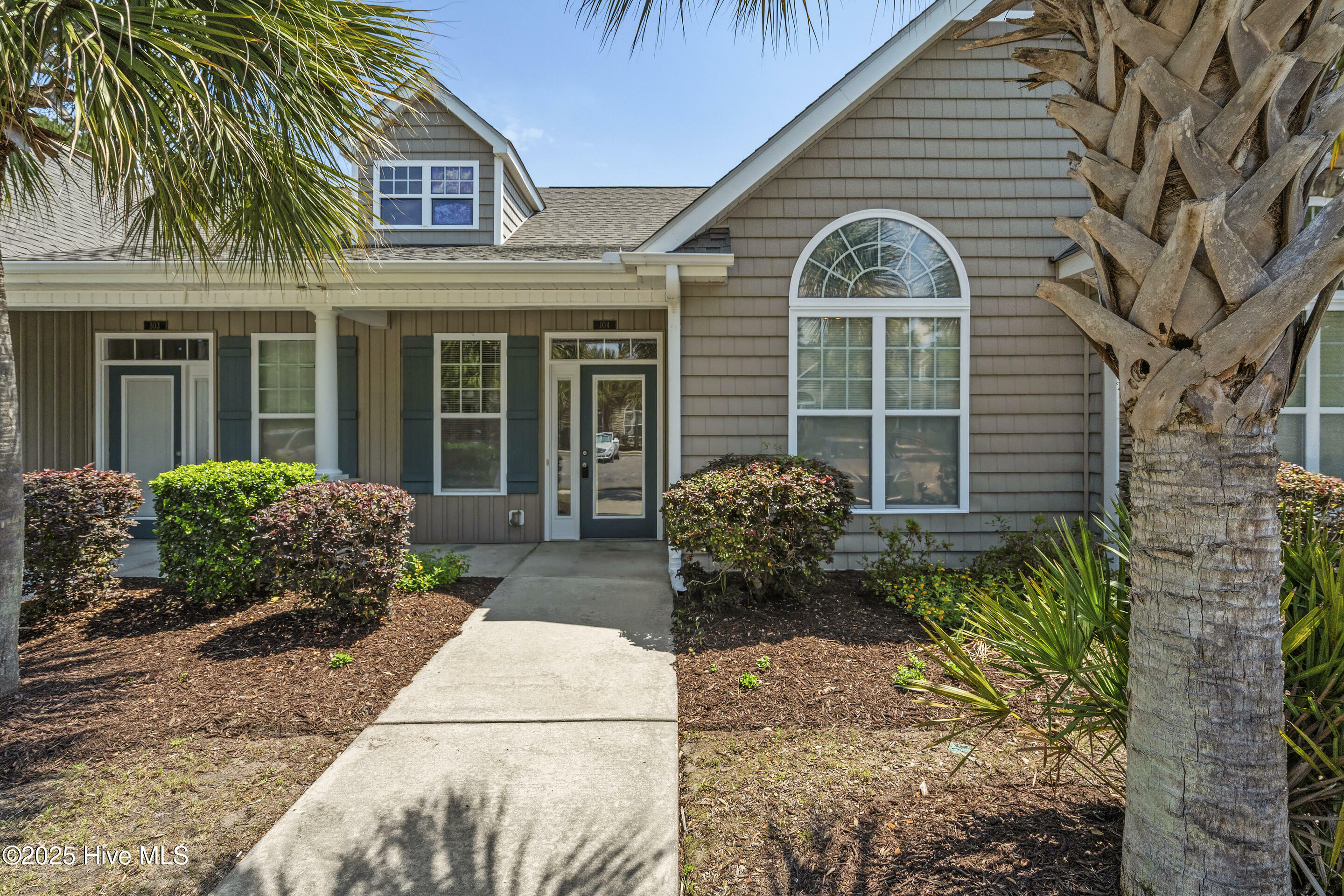 Property Photo: 7195 Bonaventure Street SW Apt 104 NC 28469