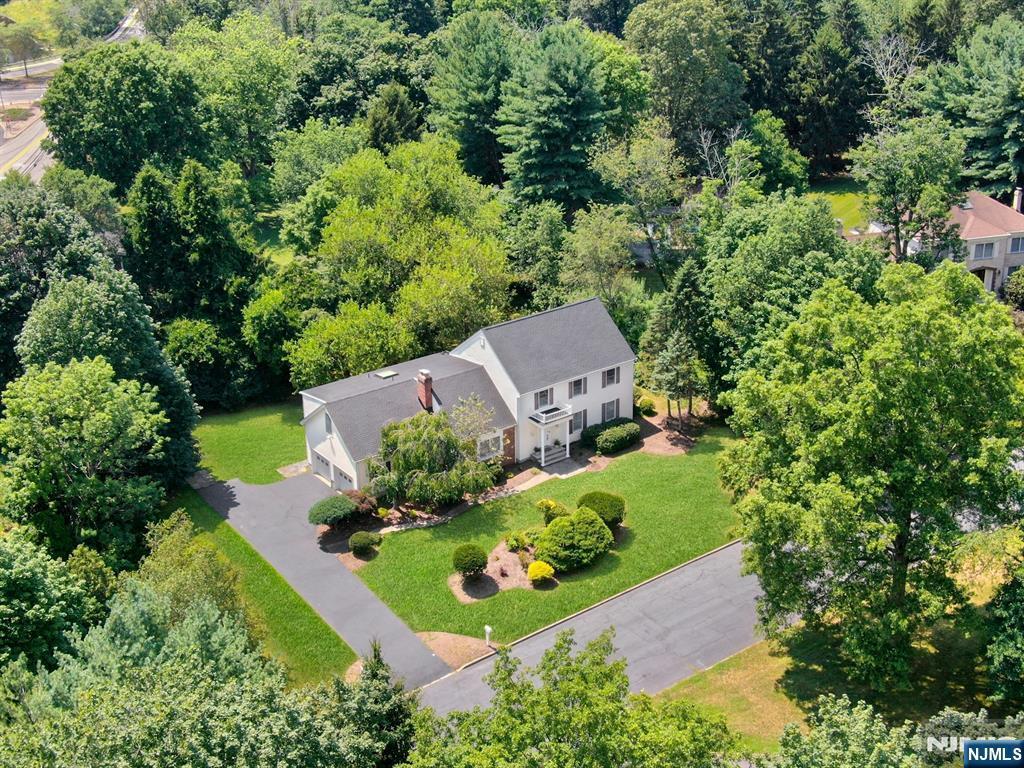 Property Photo:  2 Morgan Court  NJ 07645 