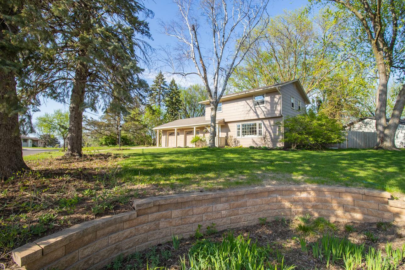 Property Photo: 2840 Frederick Street MN 55109