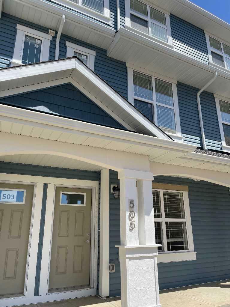 Property Photo: 505 Copperstone Manor SE AB T2Z 5G2