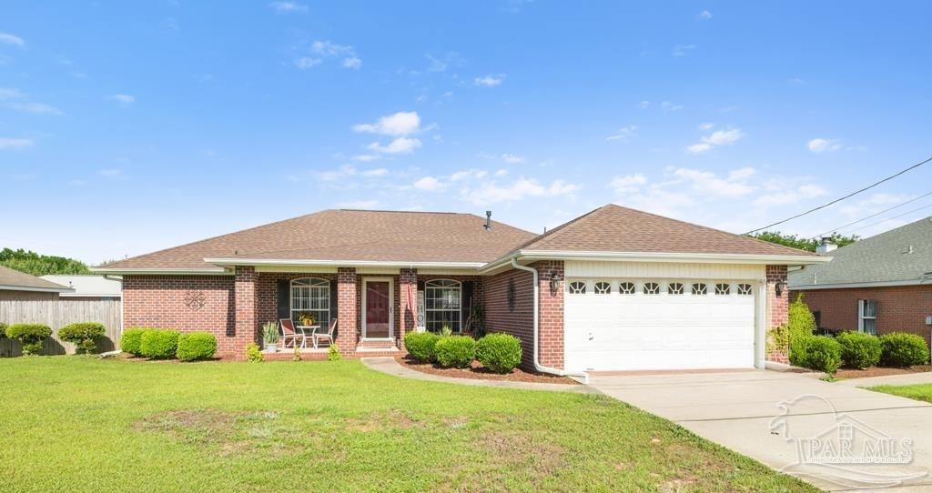Property Photo: 4212 Frasier Ln FL 32571