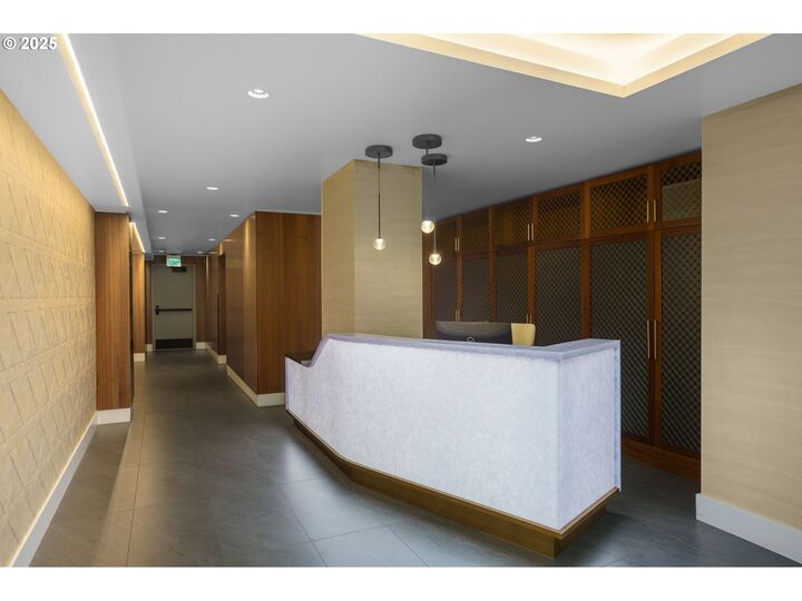 Property Photo:  590 Waterfront Way 500  WA 98660 