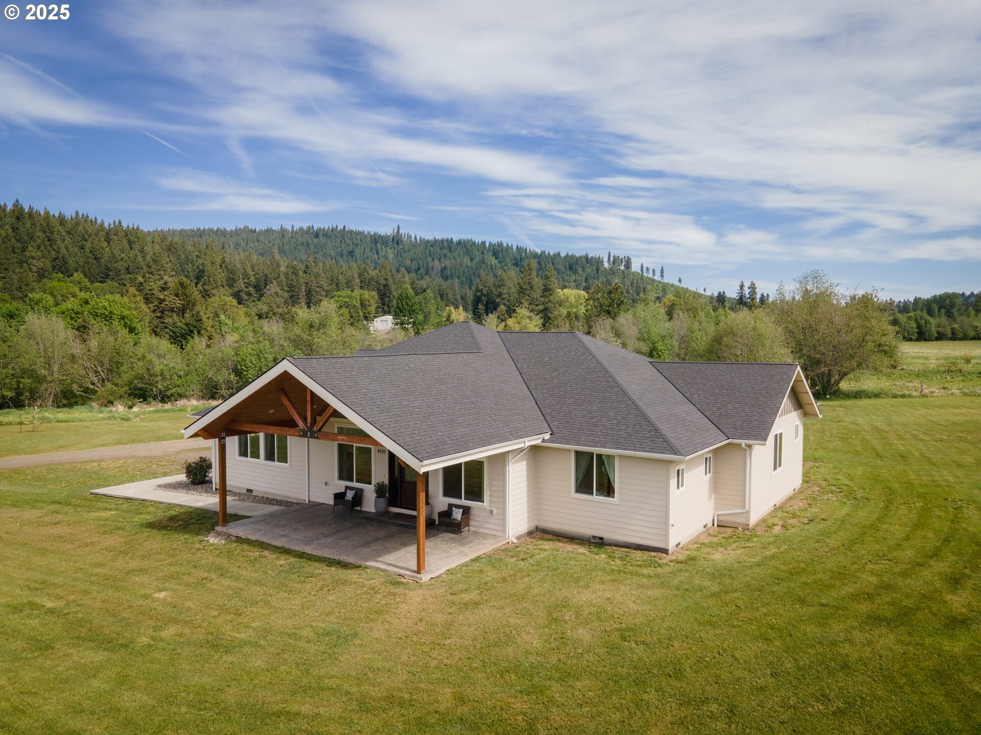 4100 Harmony Dr  Mt Hood Prkdl OR 97041 photo