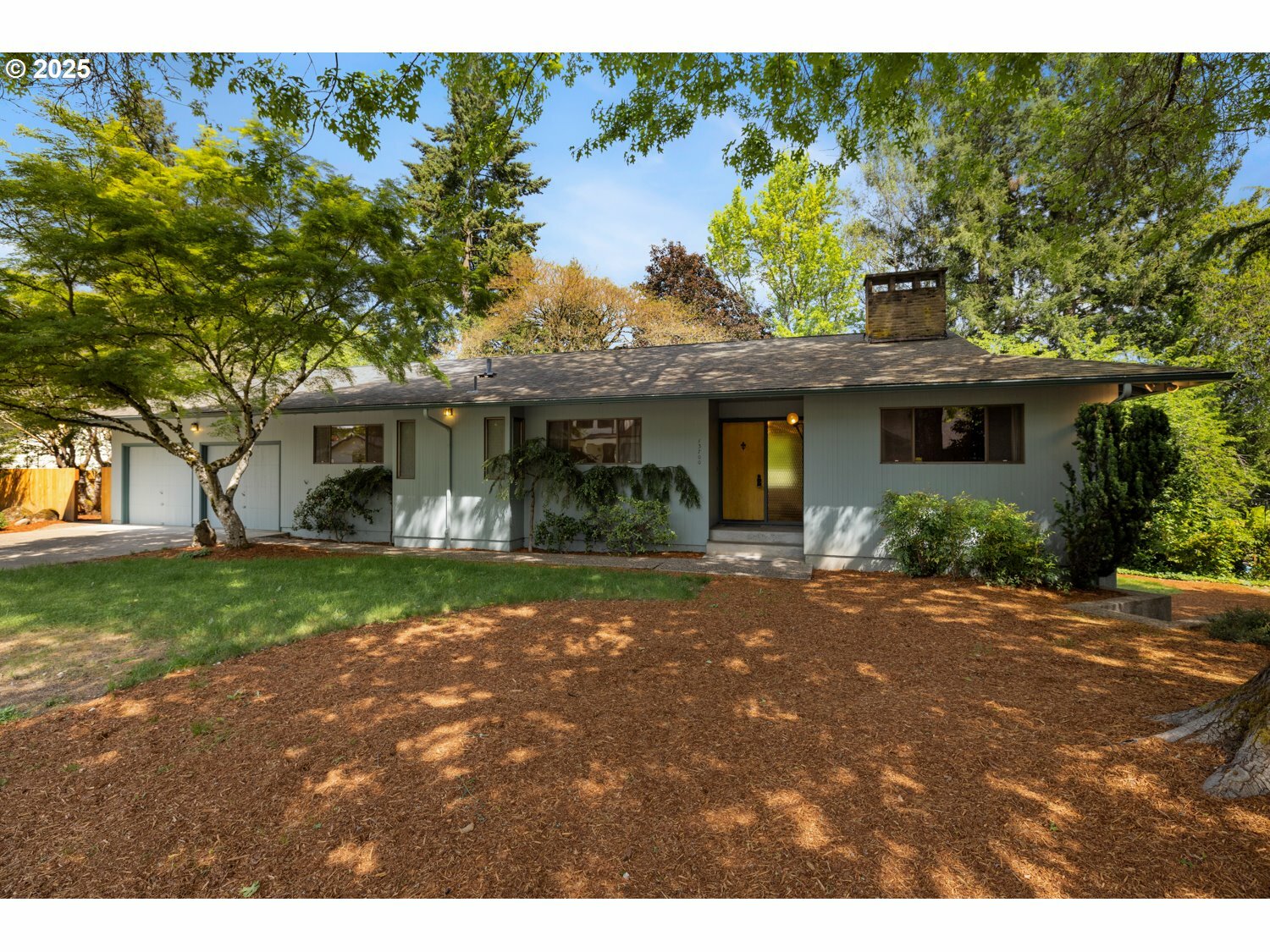 Property Photo: 13700 SW 114th Ave OR 97223