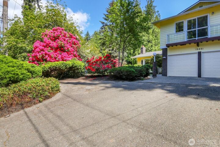19801  88th Avenue W  Edmonds WA 98026 photo