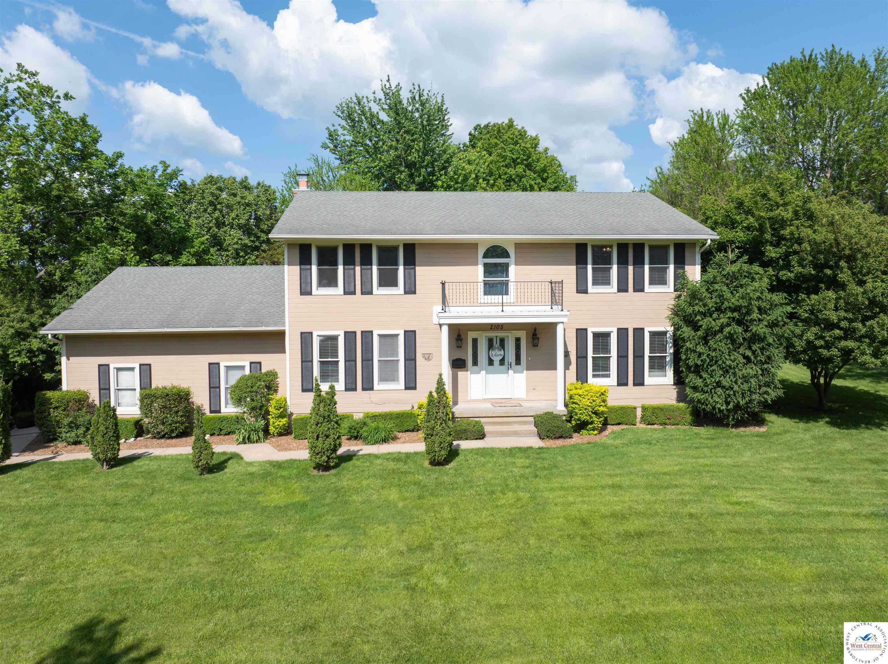 Property Photo: 2105 Stonewood MO 65301