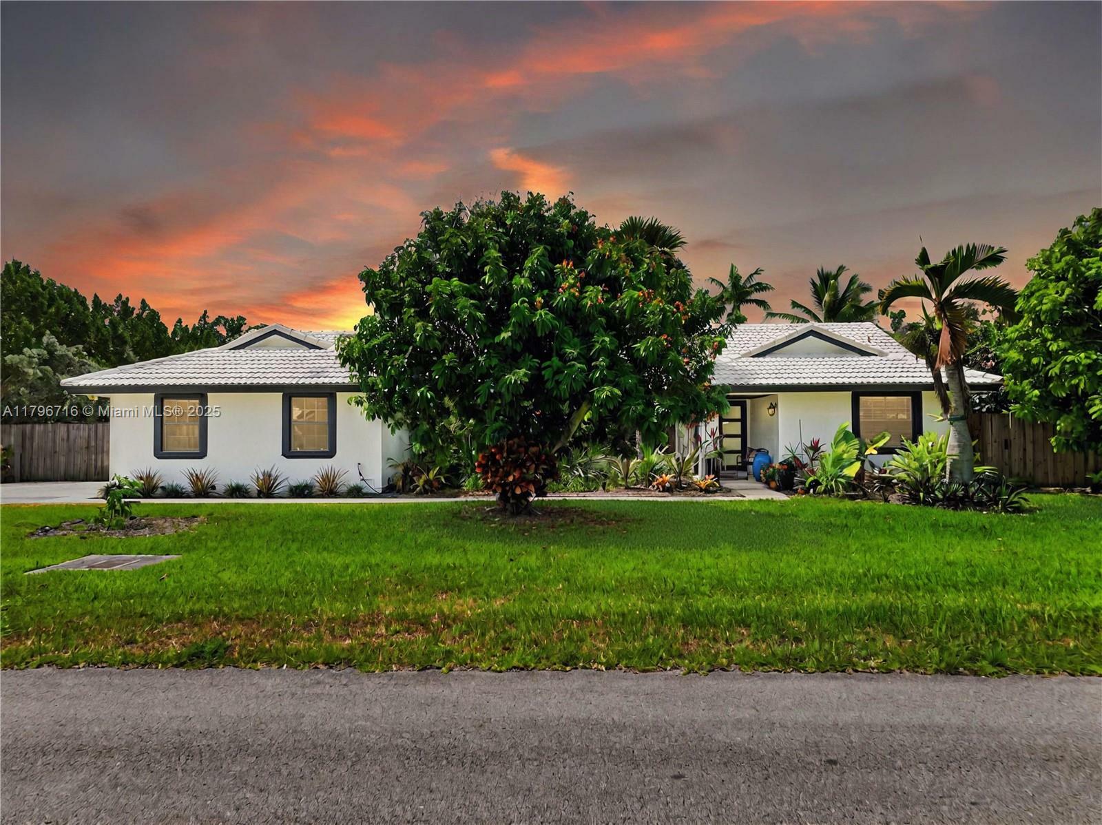 18830 SW 294th Ter  Homestead FL 33030 photo