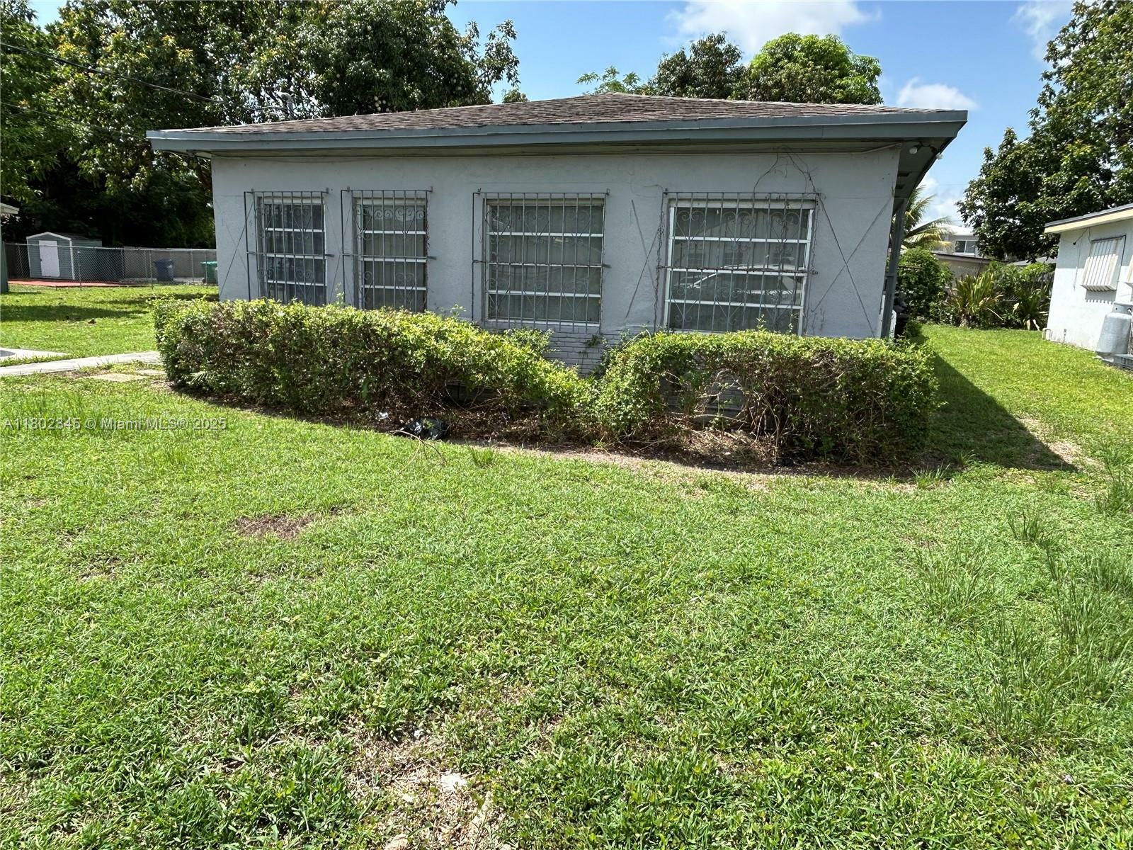 Property Photo:  10354 SW 173rd St  FL 33157 