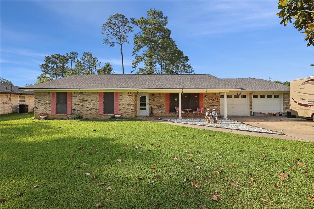 Property Photo: 7760 Laurie Lane TX 77657
