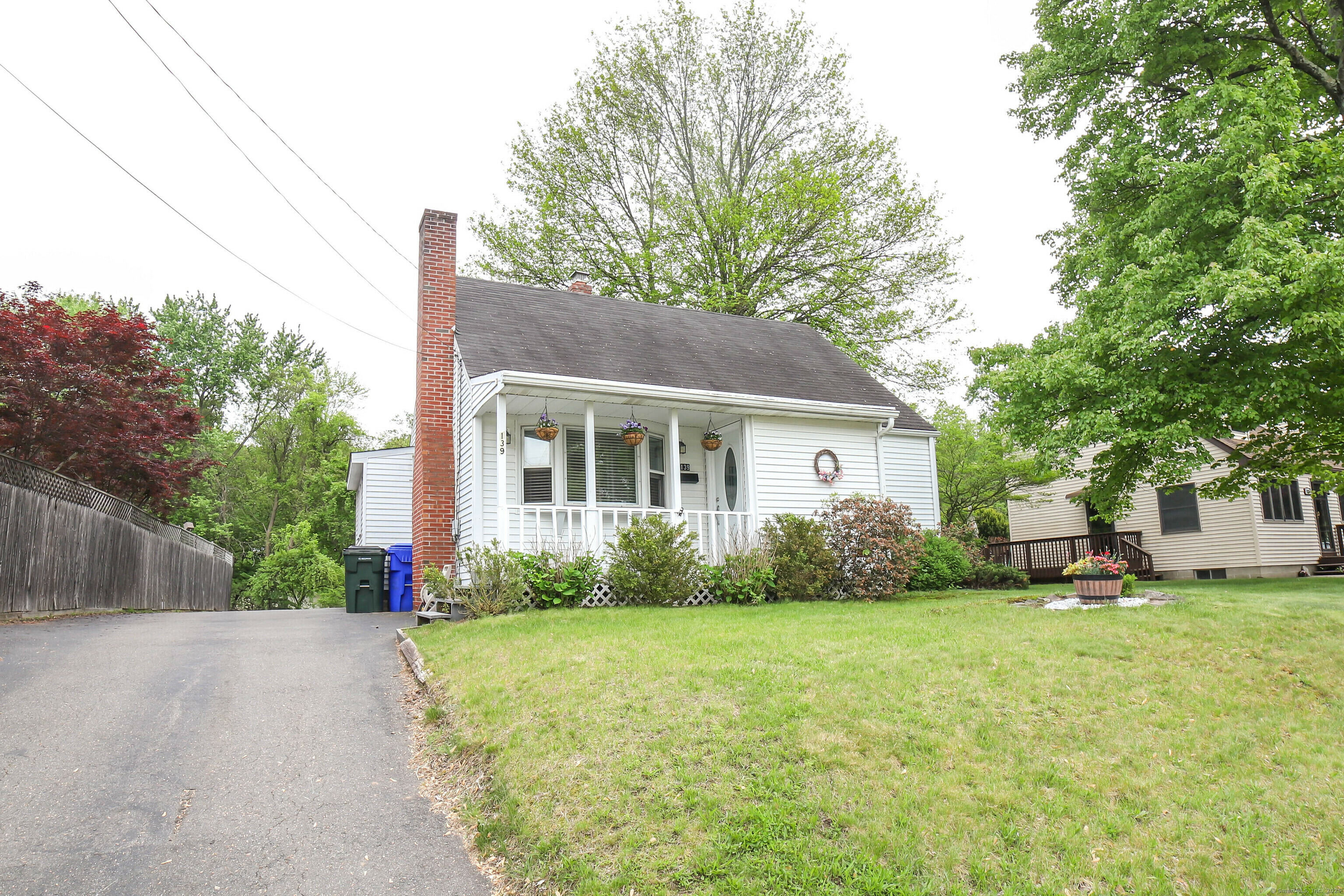 Property Photo: 139 Porterbrook Avenue CT 06118