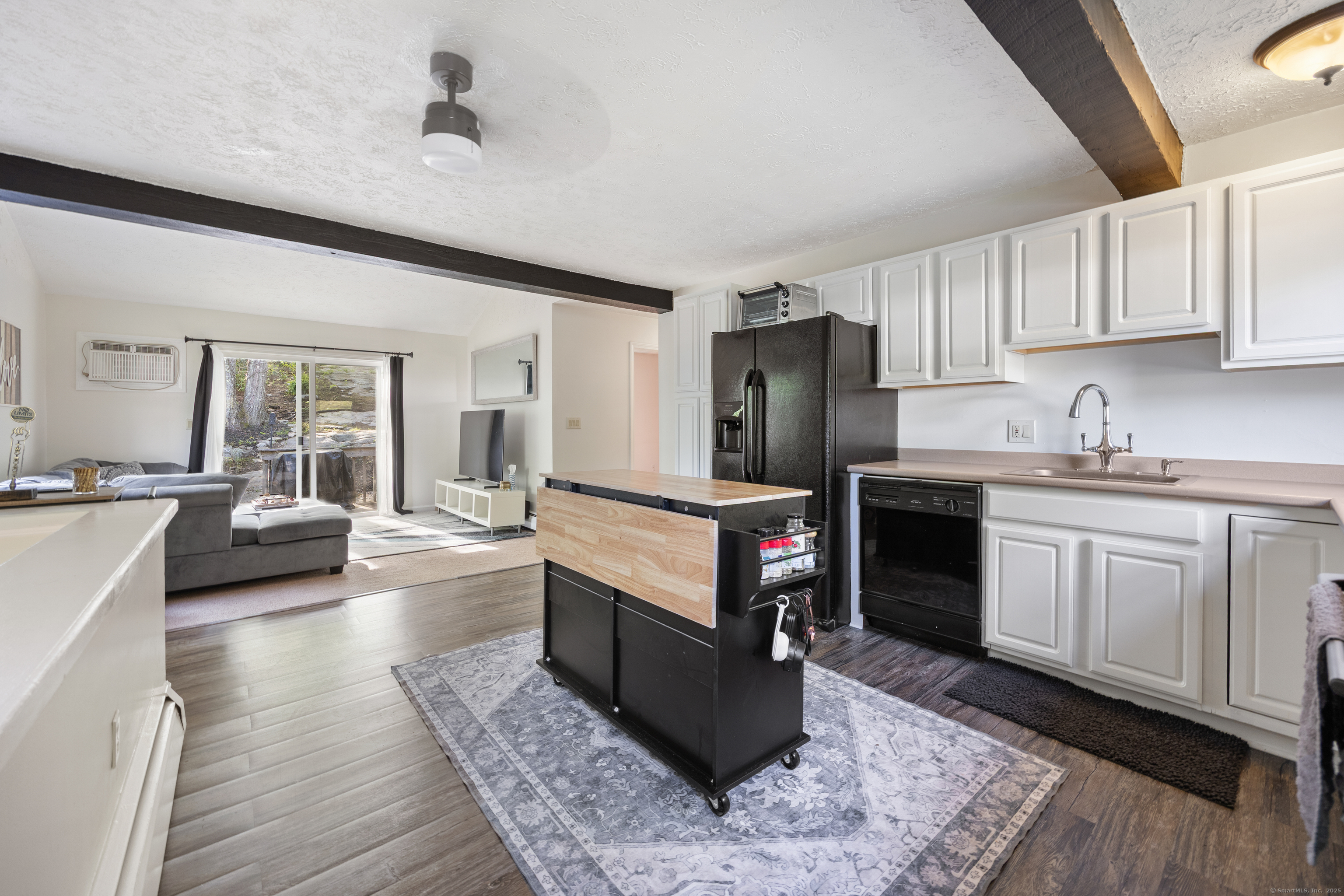 Property Photo: 129 Midwood Avenue CT 06716