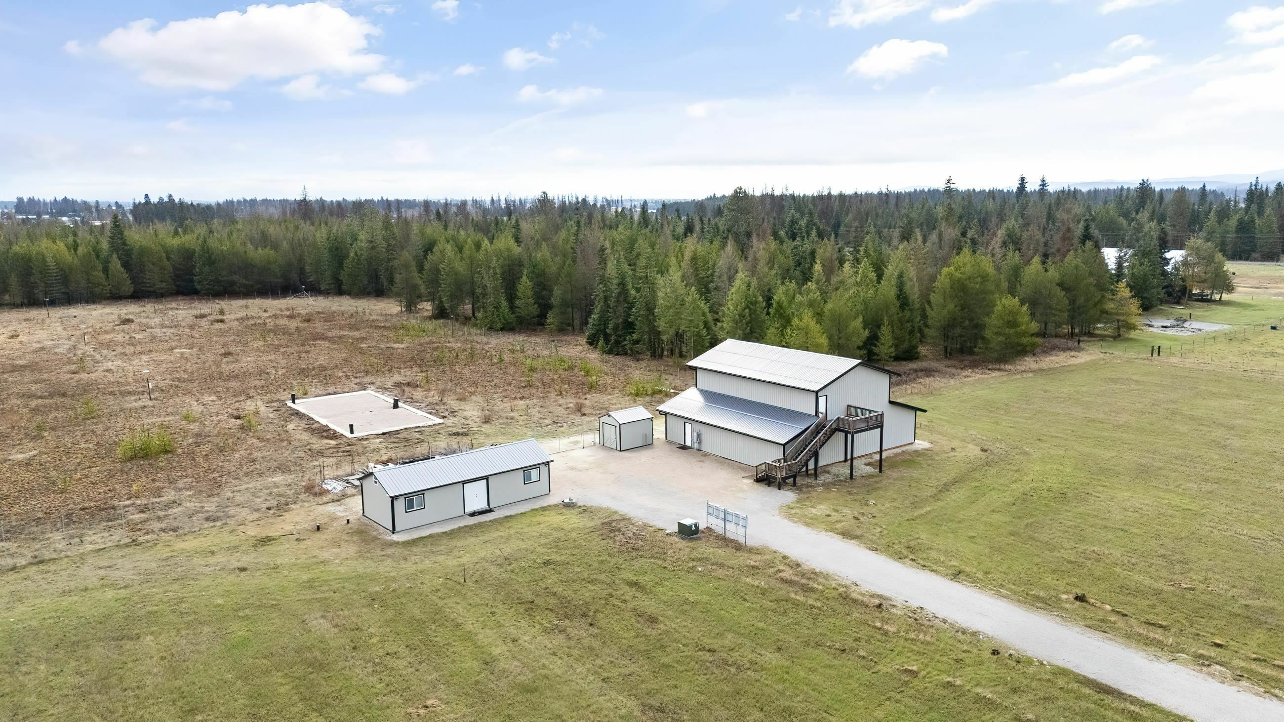 4725 Williams Valley Rd  Clayton WA 99110 photo