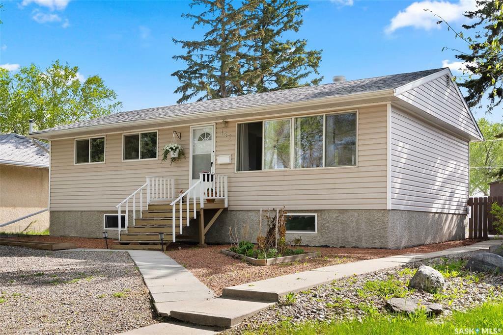 Photo de la propriété: 159 Ottawa Street SK S4R 1N3