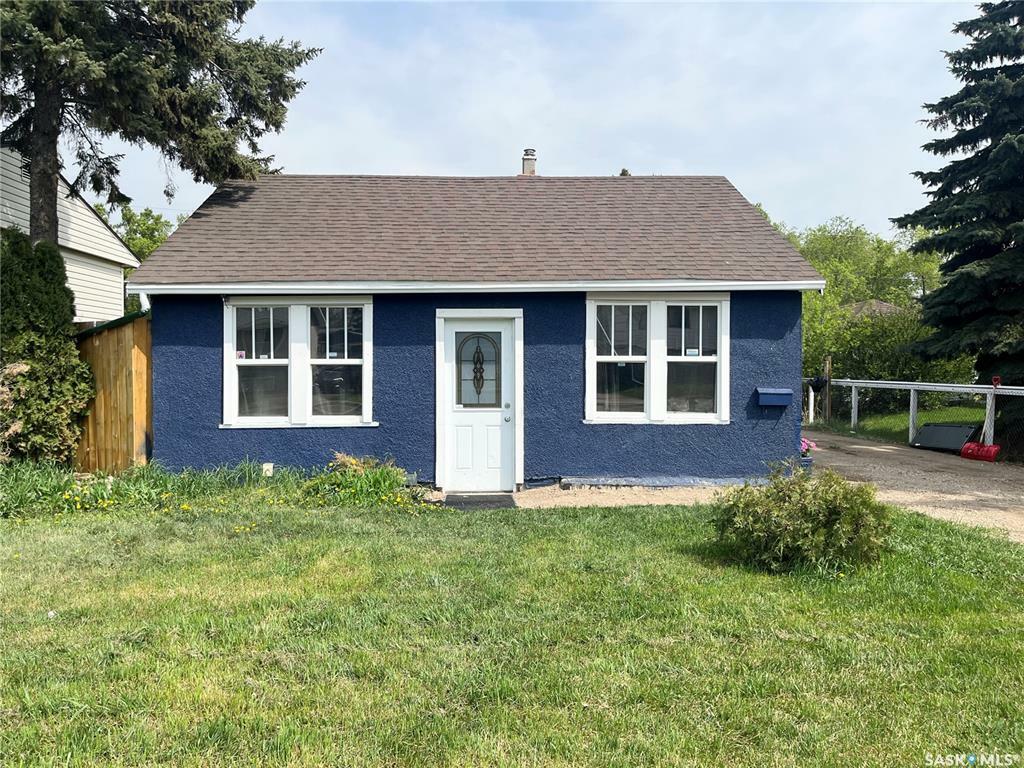 Property Photo: 1072 110th Street SK S9A 2L3