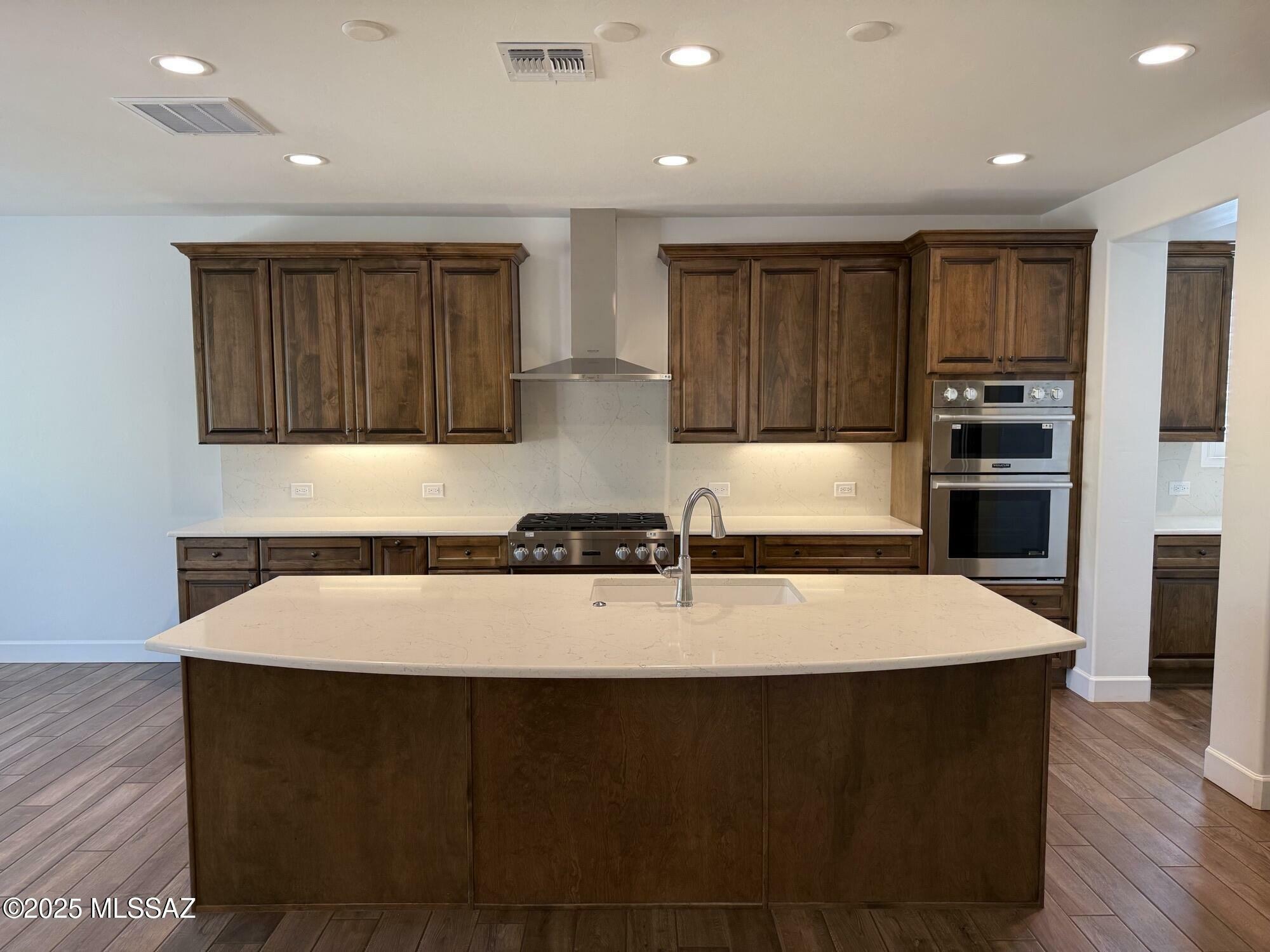 Property Photo: 66414 E Peregrine Place AZ 85739