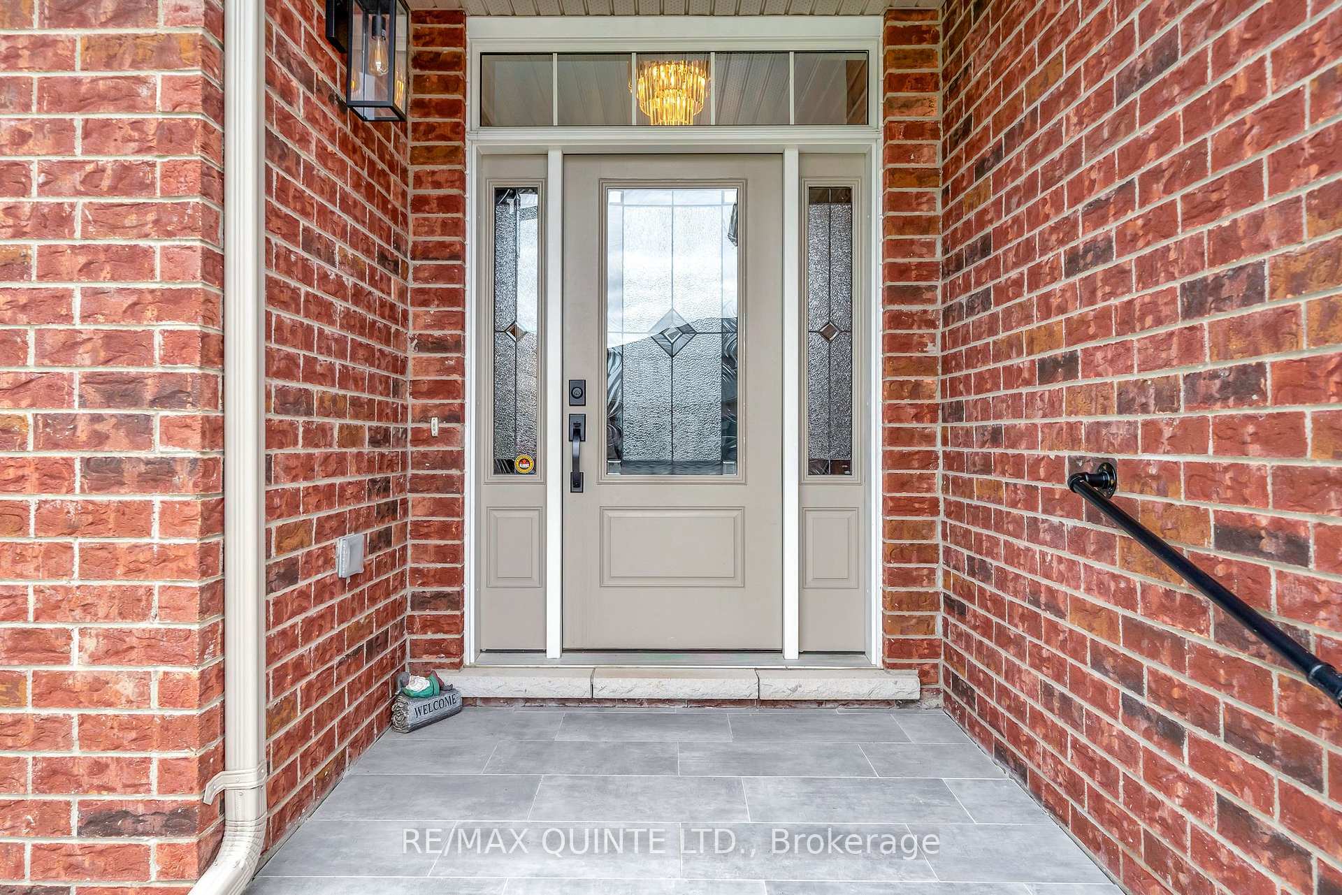Property Photo: 62 Hummingbird Drive ON K8N 0H7