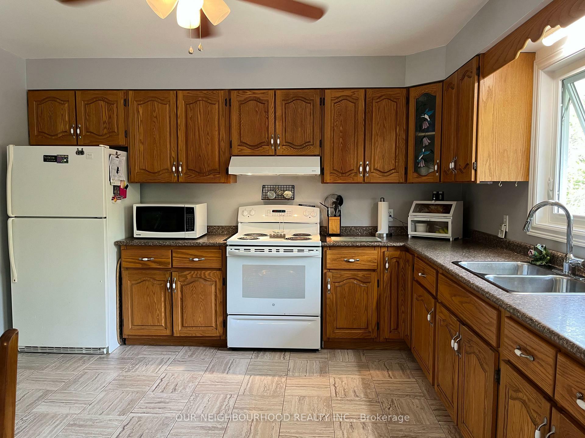 Property Photo: 47 Wood Road ON K0K 2K0
