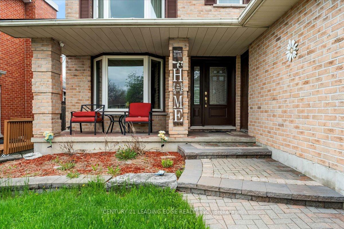 Photo de la propriété: 17 Morris Drive ON K8P 5B2