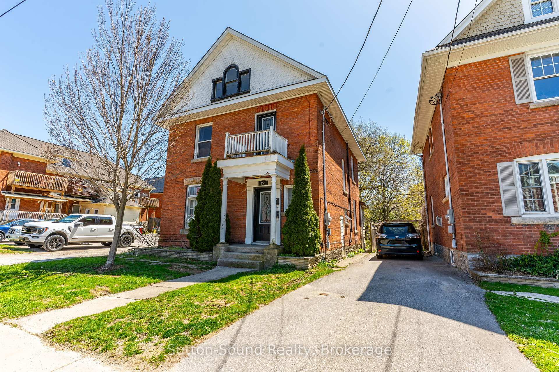 Property Photo: 353 6th Street E ON N4K 1G1