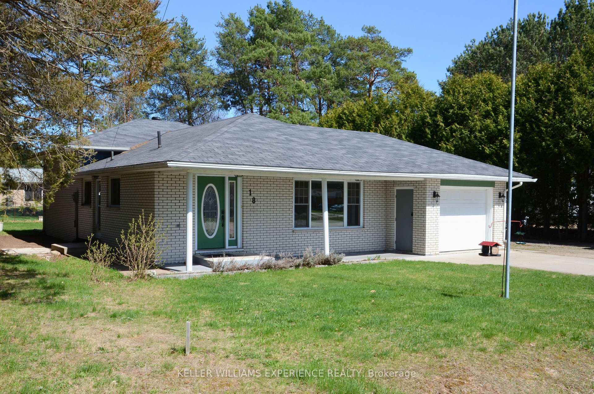 Property Photo: 18 Tebby Boulevard ON P0A 1X0