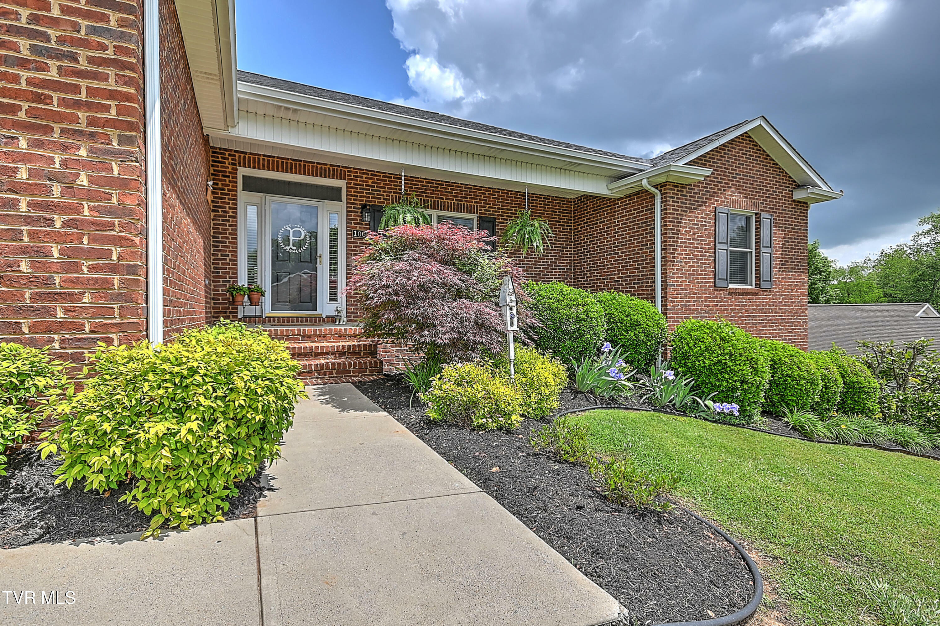 Property Photo: 106 Keeneland Circle TN 37743