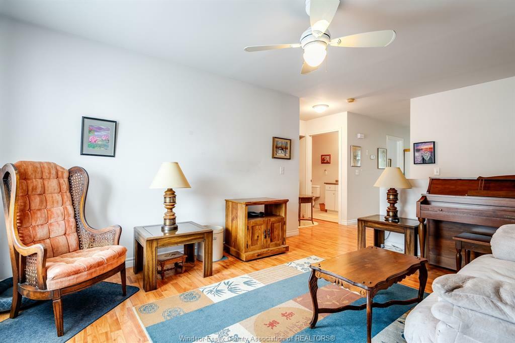 Property Photo: 22 Linda Court ON N0P 2L0