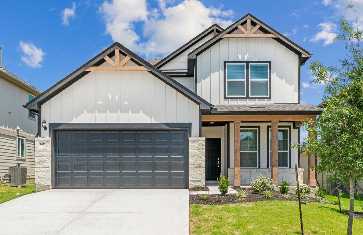 Property Photo: 605 Scooter Street TX 78626