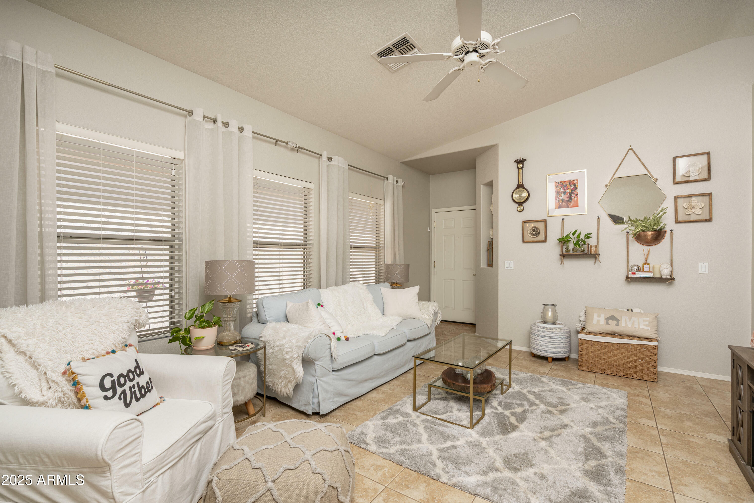 Property Photo: 3098 E Stottler Drive AZ 85296