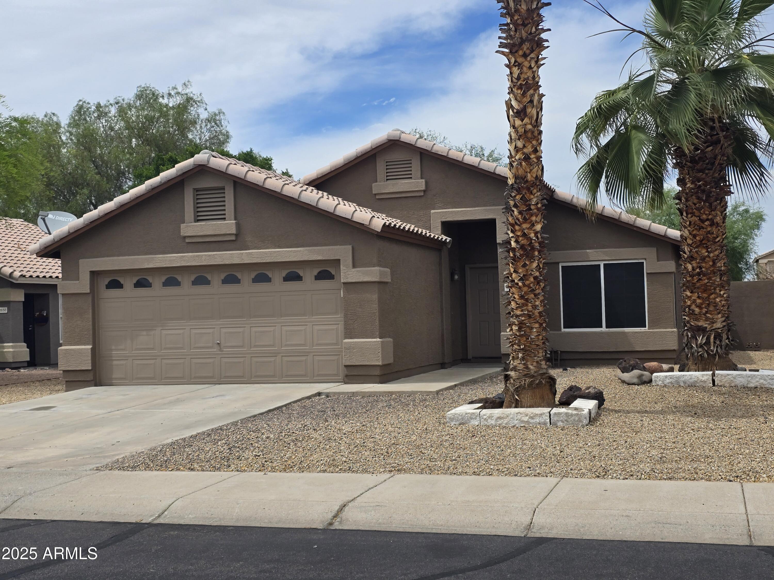 Property Photo: 9544 W Sunnyslope Lane AZ 85345