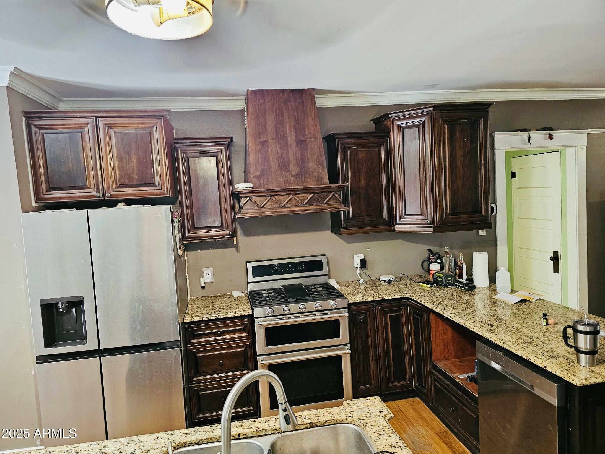 Property Photo: 723 E Moreland Street AZ 85006